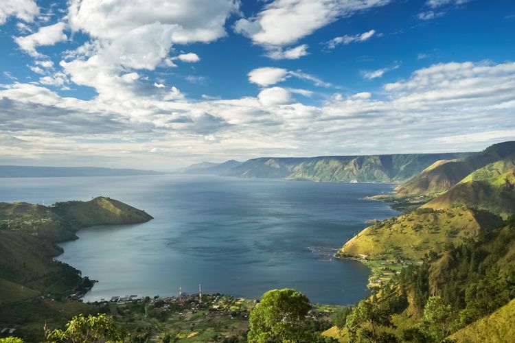 Lake Toba Parapat: A Great Destination for Families