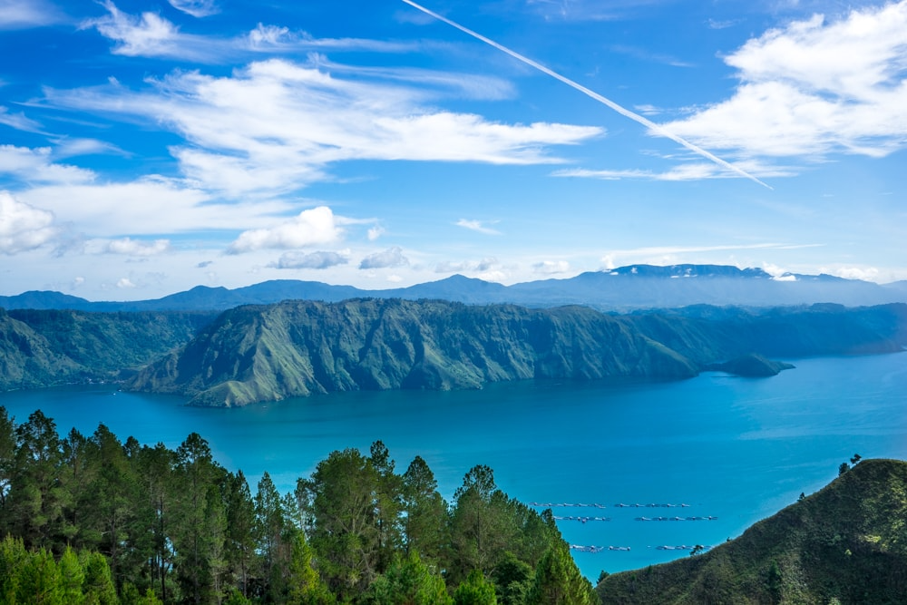 Discovering the Enchantment of Lake Toba Parapat: A Paradise for Nature Lovers