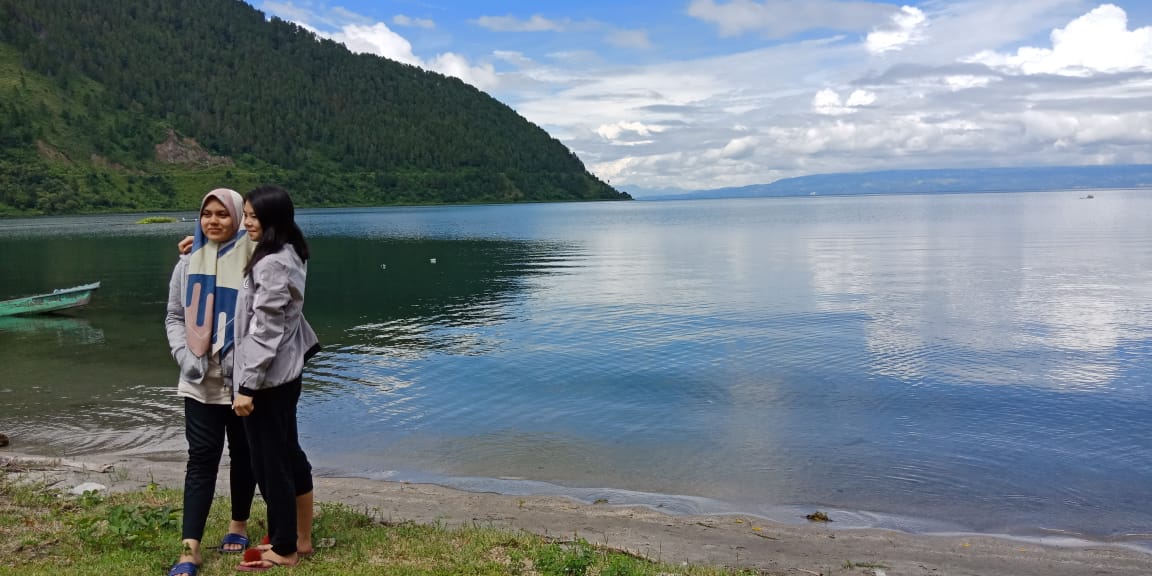 Lake Toba Parapat: A Serene Escape from the Bustle of City Life