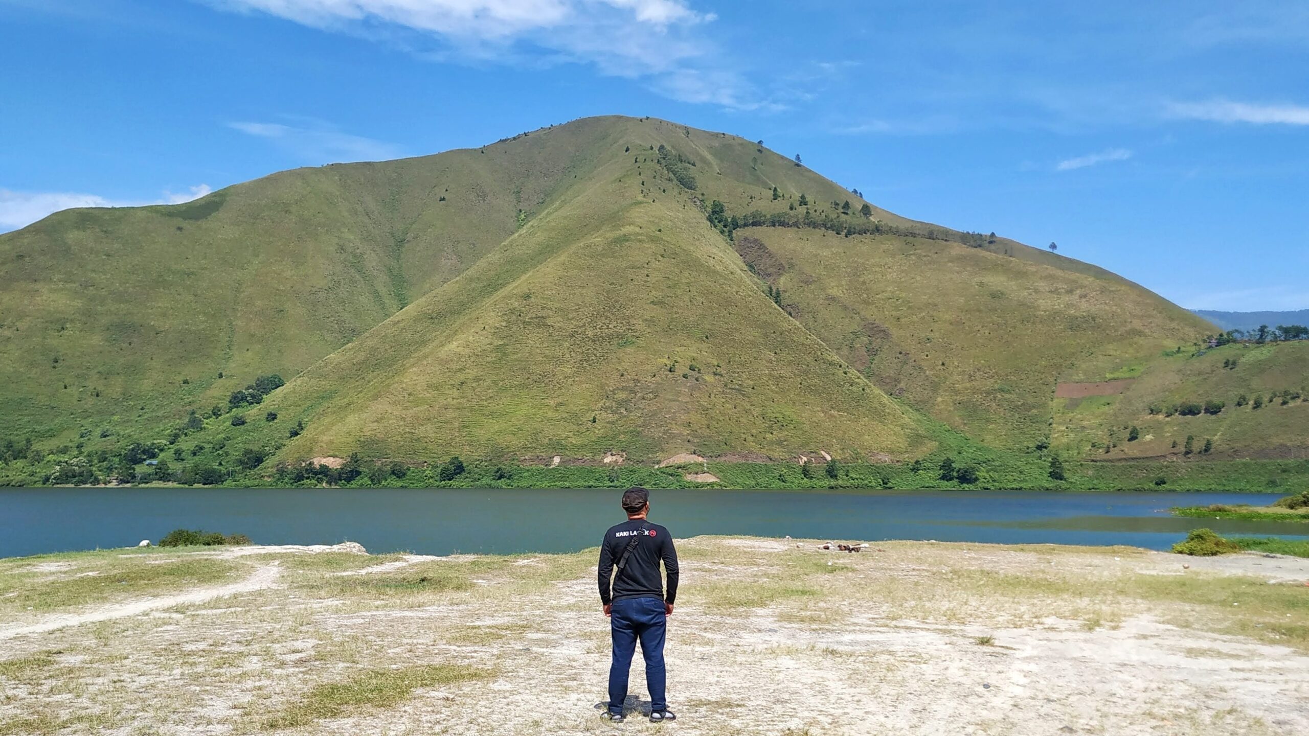 Family Trip to Lake Toba: A Vacation for All Ages