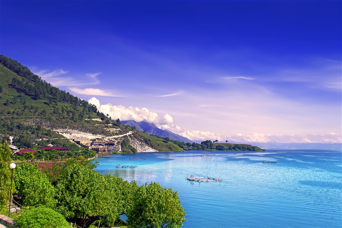 Lake Toba Parapat: Exciting Medan Packages for an Extraordinary Travel Experience