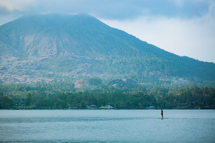 Seronoknya Bercuti Bersama Tobaparapat: Nikmati Keindahan Danau Toba dan Parapat dengan Pakej Medan